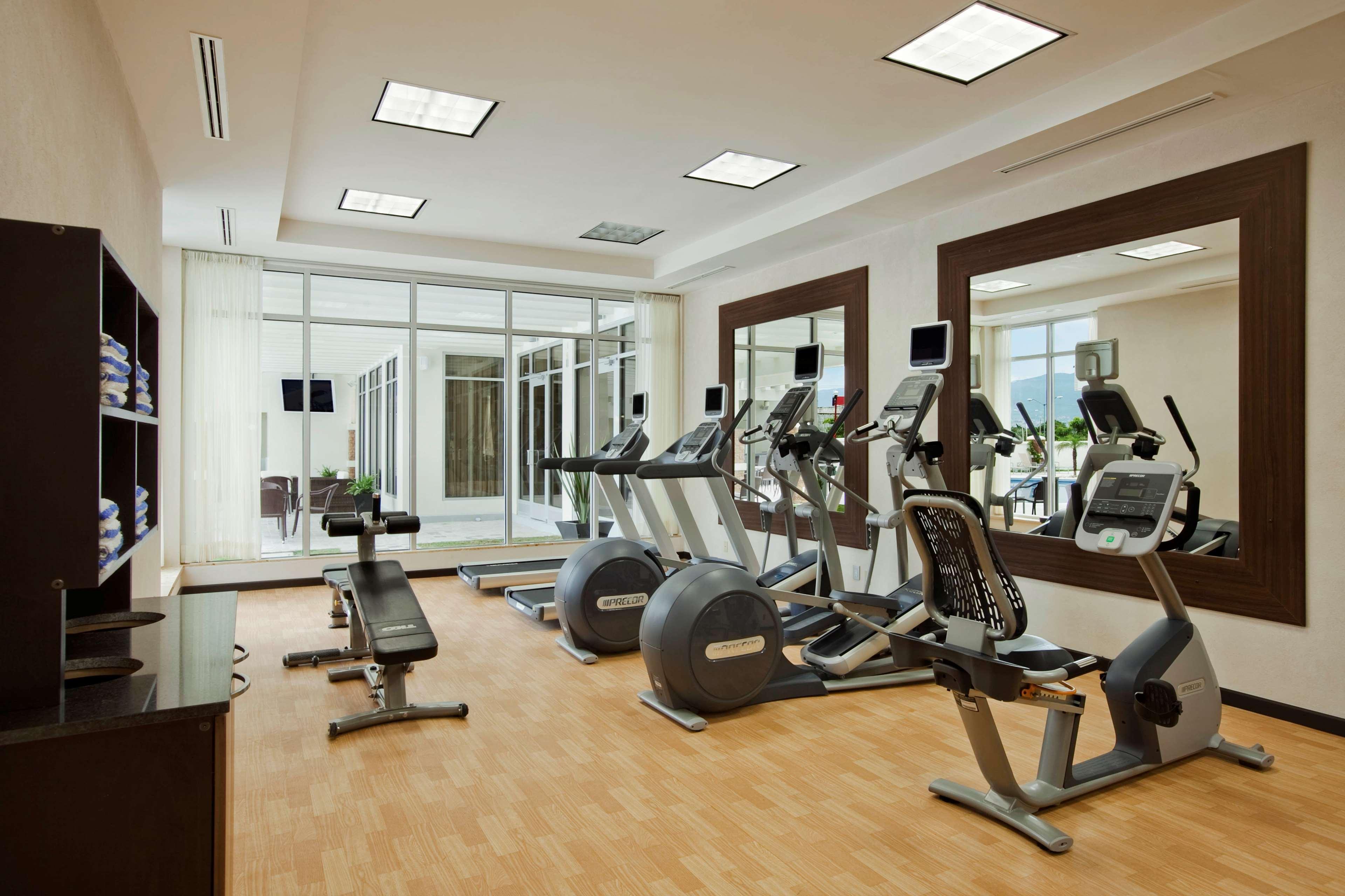 Hilton Garden Inn Tuxtla Gutiérrez Ανέσεις φωτογραφία